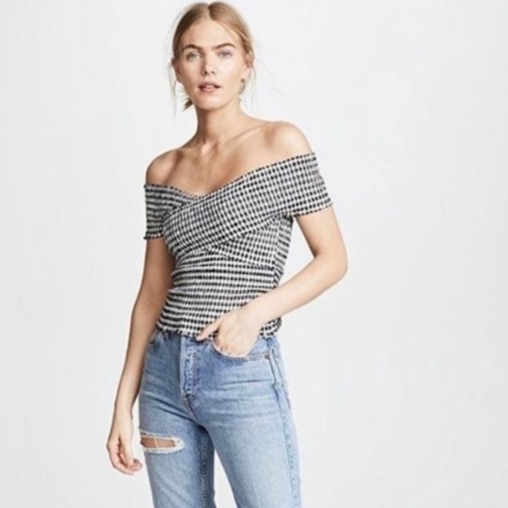 Cupcakes and Cashmere Off Shoulders Top